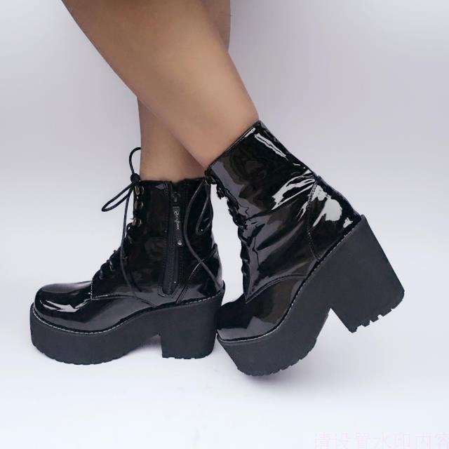 Glossy black & 9cm heel + 4cm platform