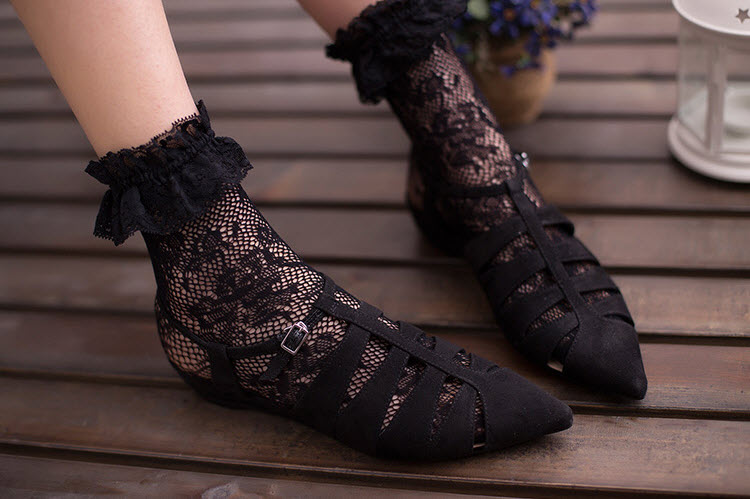 Sweet Flowers Jacquard Lace Lolita Socks