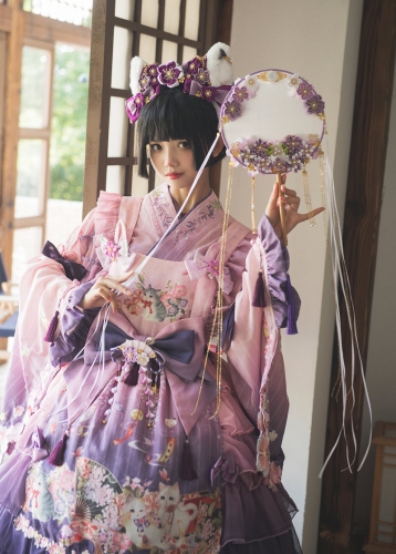 Sakya Lolita -The Wistaria Garden of the Cats- Wa Lolita