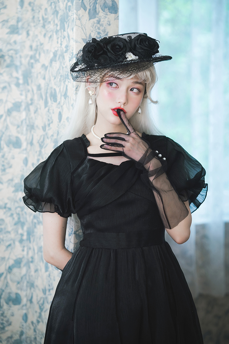 Cyan Lolita -A Taste of Absinthium- Vintage Classic Lolita OP Dress