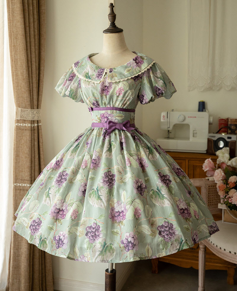 Vintage Lolita OP -Sweet Dresses Classic Grapes- Forest Wardrobe