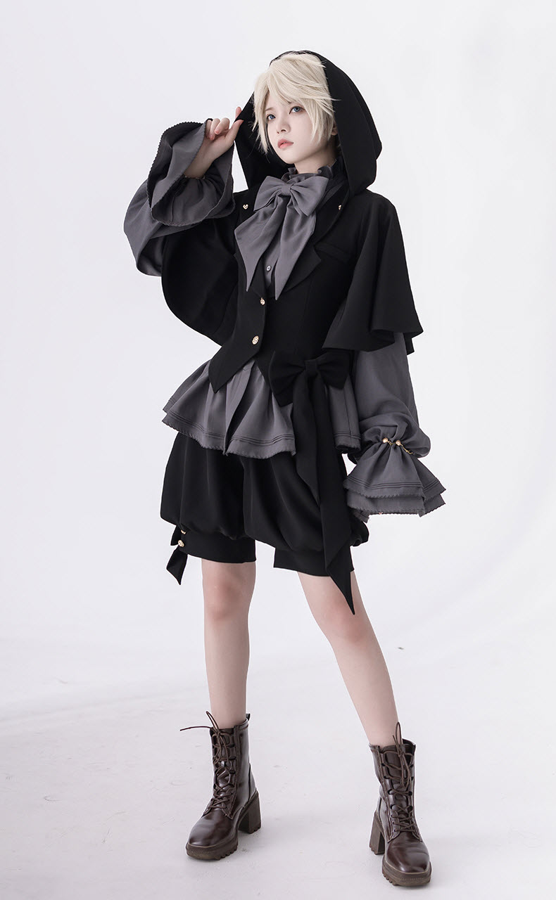 Princess Chronicles -The Intrepid Rabbit- Ouji Lolita Cape, Blouse and ...