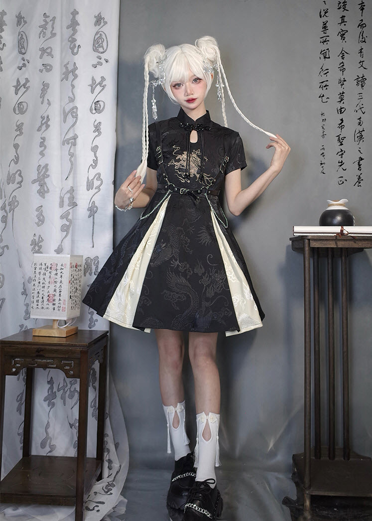 CastleToo -Kirin Steps on Mountains and Rivers- Qi Lolita OP Dress and ...